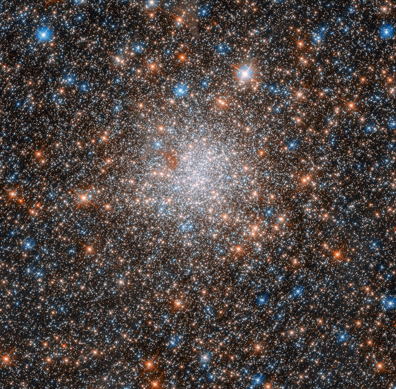 Globular Cluster NGC1898 (HST)